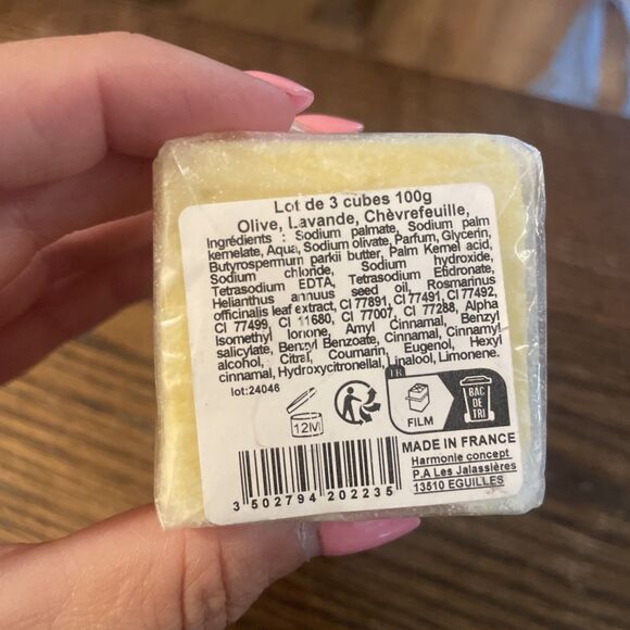 Savon de Marseille Soaps Set of 3 cubes NEW/SEALED 3.5oz each - Picture 3 of 4